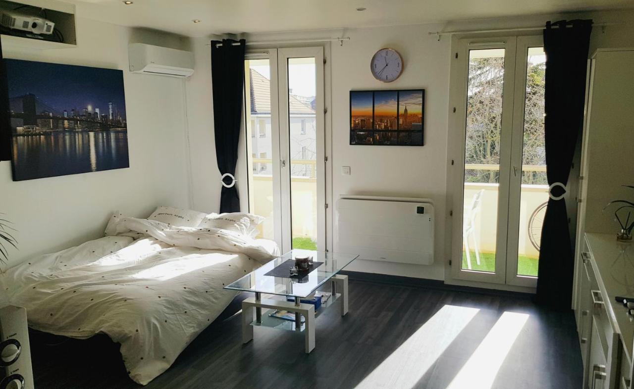Superbe Studio De 30M2 Proche De Paris Poissy Eksteriør billede